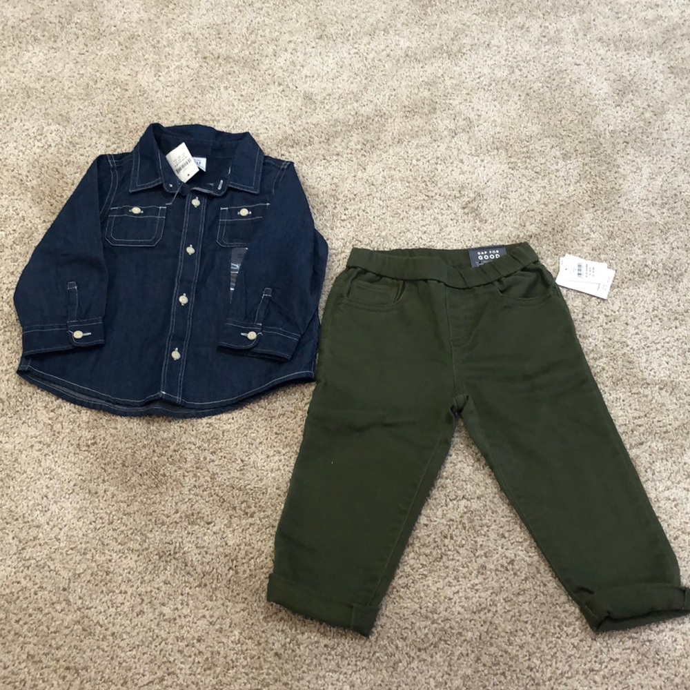 GAP denim top and olive green slim pants